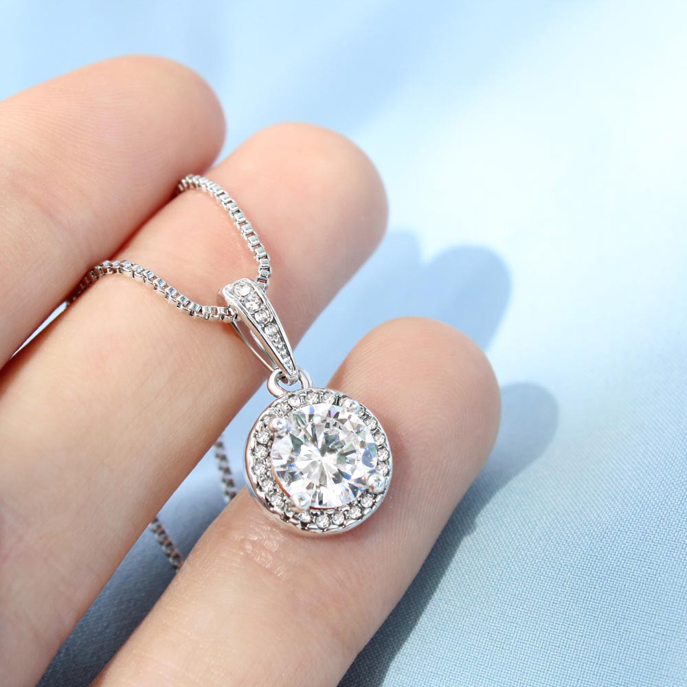 To My Beautiful Wife | You Are My Queen | Necklace