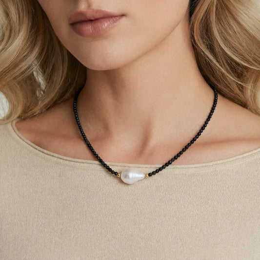Midnight Pearl Dreams Necklace