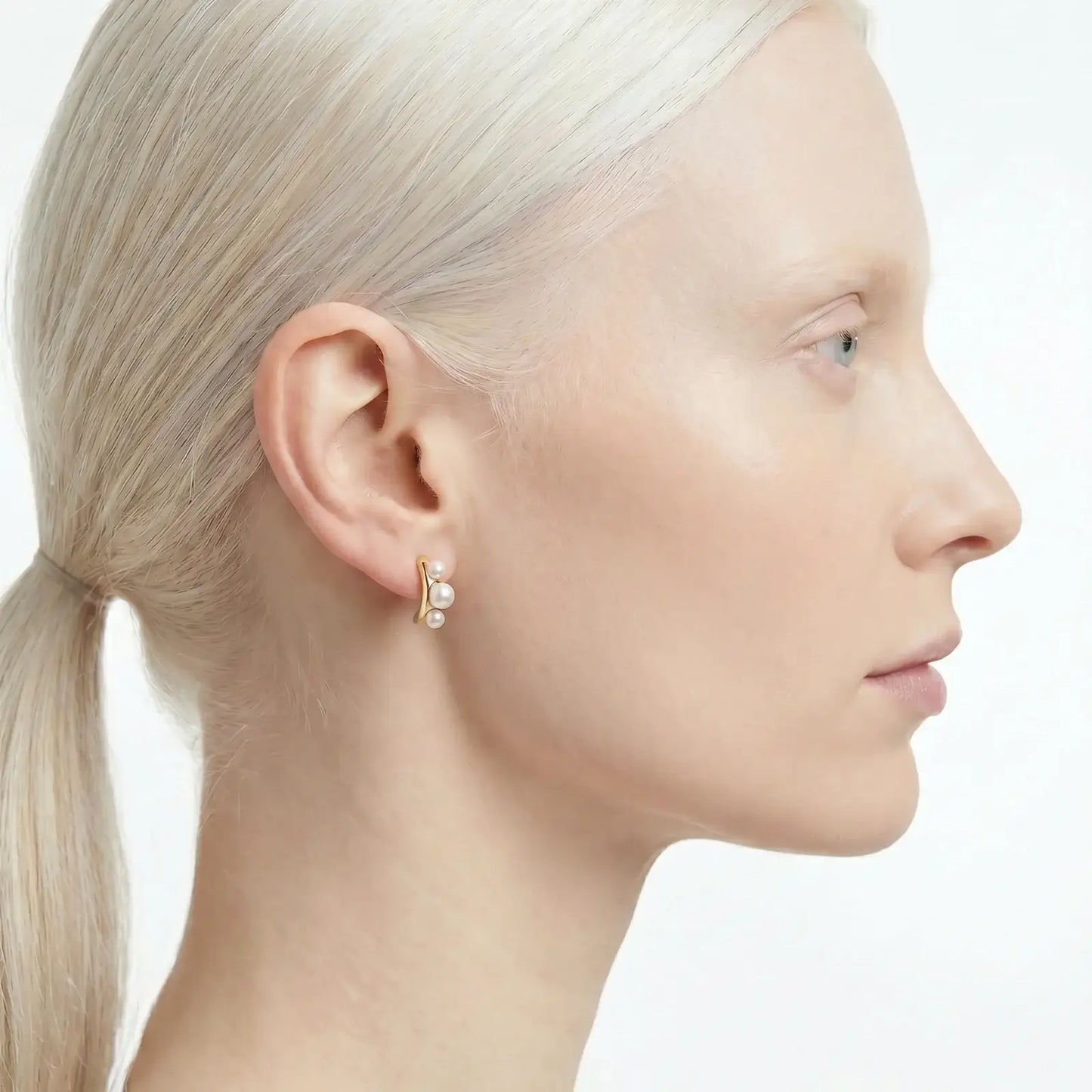 Pearl Trio Curve Studs