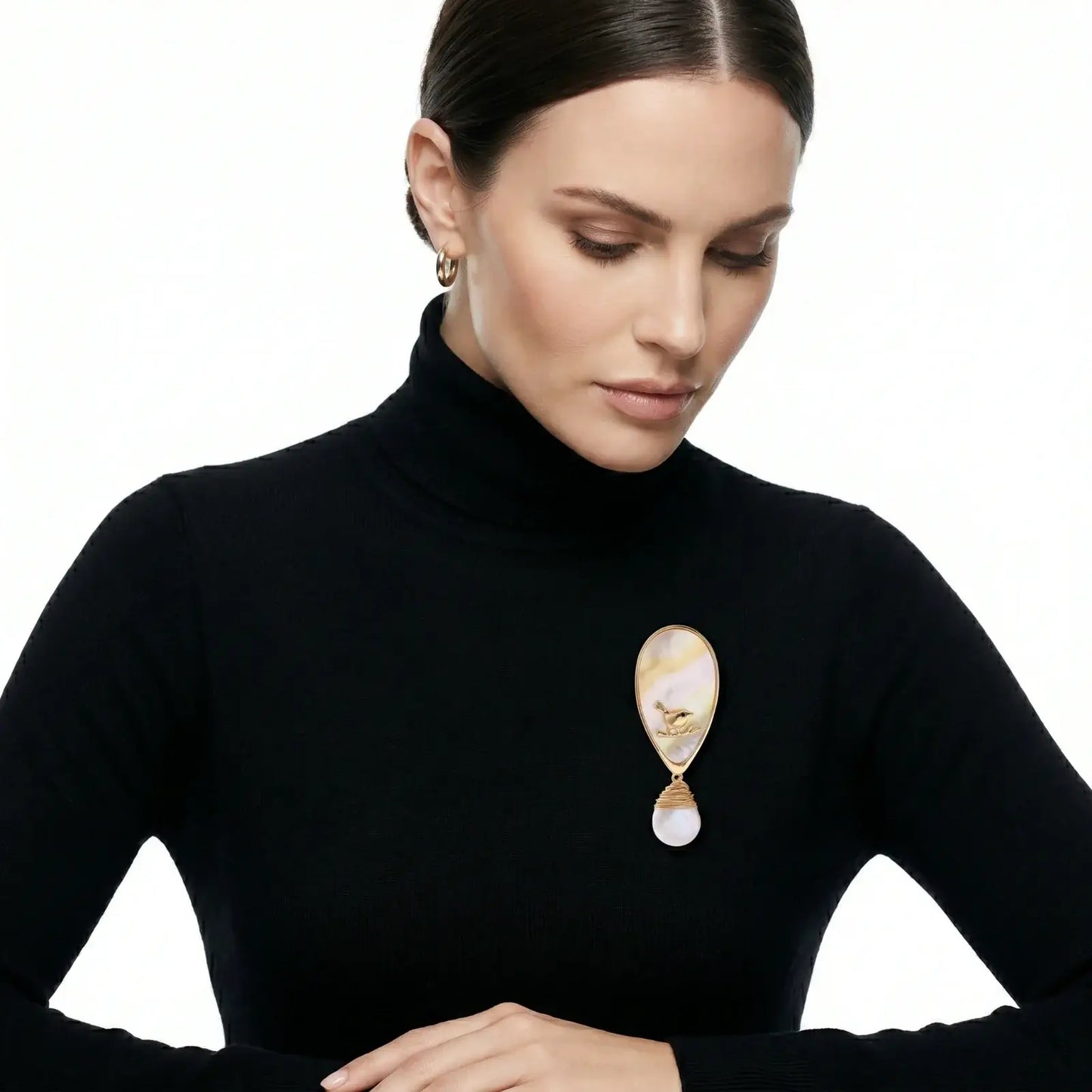 Shell Bird Baroque Pin